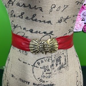 Genuine red leather adjustable waist belt with seashell clasp